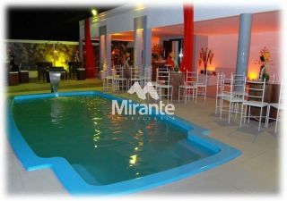 Prédio / Edifício Inteiro Comercial Para Alugar no bairro Conceição em Feira De Santana