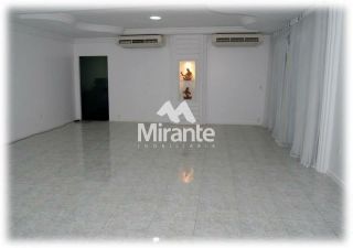 Prédio / Edifício Inteiro Comercial Para Alugar no bairro Conceição em Feira De Santana
