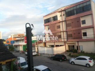 Prédio / Edifício Inteiro Comercial Para Alugar no bairro Santa Mônica em Feira De Santana