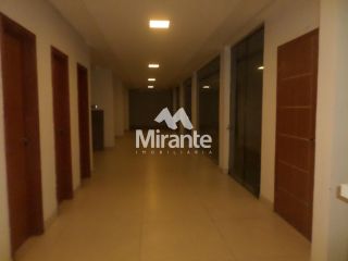Prédio / Edifício Inteiro Comercial Para Alugar no bairro Santa Mônica em Feira De Santana