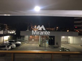 Apartamento Para Vender com 4 quartos sendo 4 suítes no bairro Santa Mônica em Feira De Santana