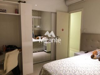 Apartamento Para Vender com 4 quartos sendo 4 suítes no bairro Santa Mônica em Feira De Santana