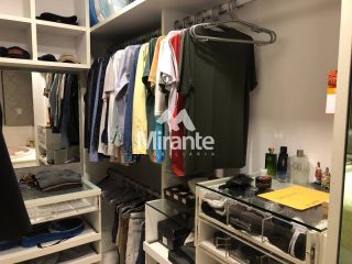 Apartamento Para Vender com 4 quartos sendo 4 suítes no bairro Santa Mônica em Feira De Santana