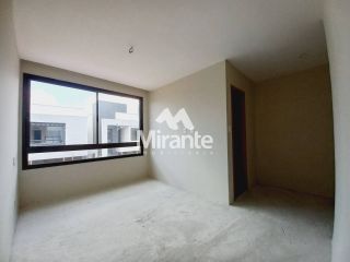 Casa de Condomínio Para Vender com 4 quartos sendo 2 suítes no bairro Lagoa Salgada em Feira De Santana