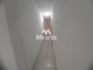 Casa Para Vender com 3 quartos sendo 1 suíte no bairro 35 BI em Feira De Santana