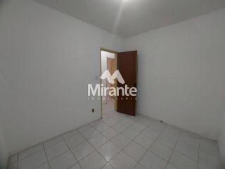 Casa Para Vender com 3 quartos sendo 1 suíte no bairro 35 BI em Feira De Santana