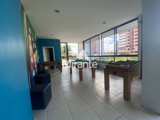 Apartamento Para Alugar com 3 quartos sendo 1 suíte no bairro Santa Mônica em Feira De Santana
