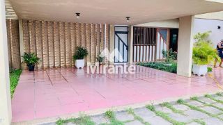 Casa Para Vender com 4 quartos sendo 3 suítes no bairro Parque Getúlio Vargas em Feira De Santana