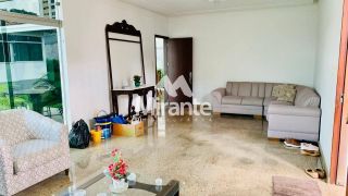 Casa Para Vender com 4 quartos sendo 3 suítes no bairro Parque Getúlio Vargas em Feira De Santana