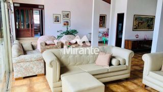 Casa Para Vender com 4 quartos sendo 3 suítes no bairro Parque Getúlio Vargas em Feira De Santana