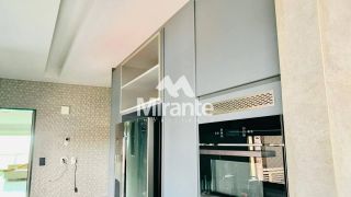 Apartamento Para Alugar com 3 quartos sendo 3 suítes no bairro Santa Mônica em Feira De Santana
