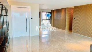 Apartamento Para Alugar com 3 quartos sendo 3 suítes no bairro Santa Mônica em Feira De Santana