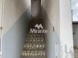 Casa Para Vender com 3 quartos no bairro Santa Mônica em Feira De Santana