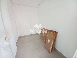 Apartamento Para Vender com 3 quartos sendo 3 suítes no bairro Santa Mônica em Feira De Santana