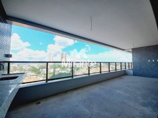 Apartamento Para Vender com 3 quartos sendo 3 suítes no bairro Santa Mônica em Feira De Santana