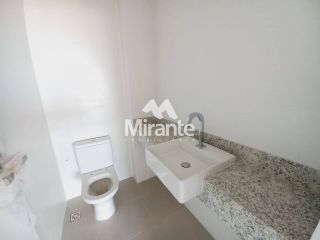 Apartamento Para Vender com 3 quartos sendo 3 suítes no bairro Santa Mônica em Feira De Santana