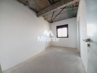 Apartamento Para Vender com 3 quartos sendo 3 suítes no bairro Santa Mônica em Feira De Santana