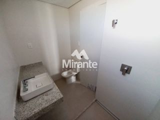Apartamento Para Vender com 3 quartos sendo 3 suítes no bairro Santa Mônica em Feira De Santana