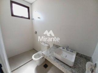 Apartamento Para Vender com 3 quartos sendo 3 suítes no bairro Santa Mônica em Feira De Santana
