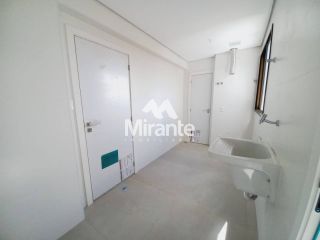 Apartamento Para Vender com 3 quartos sendo 3 suítes no bairro Santa Mônica em Feira De Santana