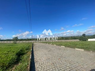 Lote / Terreno de Condomínio Para Vender no bairro Br em Conceição Do Jacuípe
