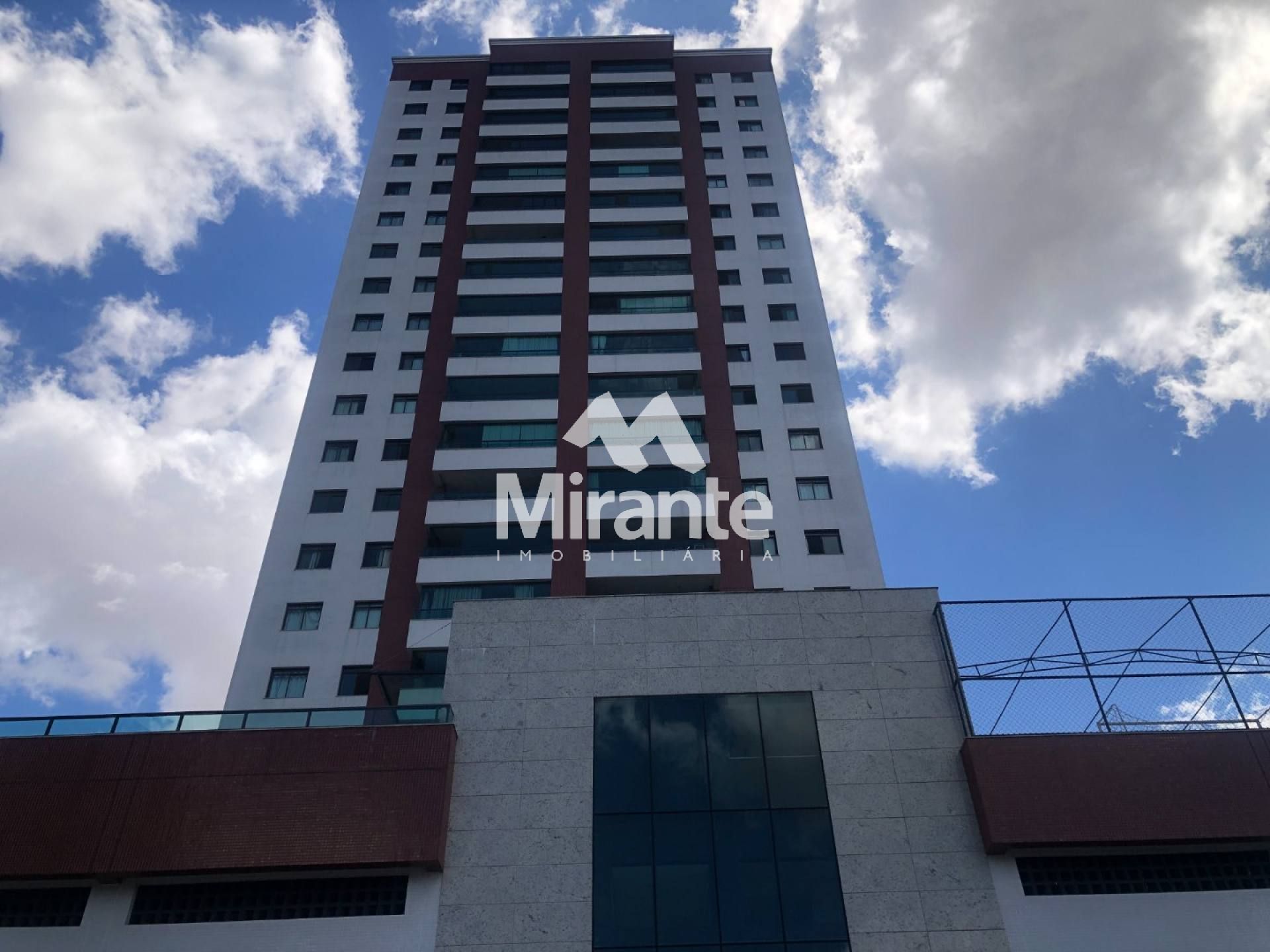 Apartamento Para Vender com 3 quartos sendo 1 suíte no bairro Santa Mônica em Feira De Santana