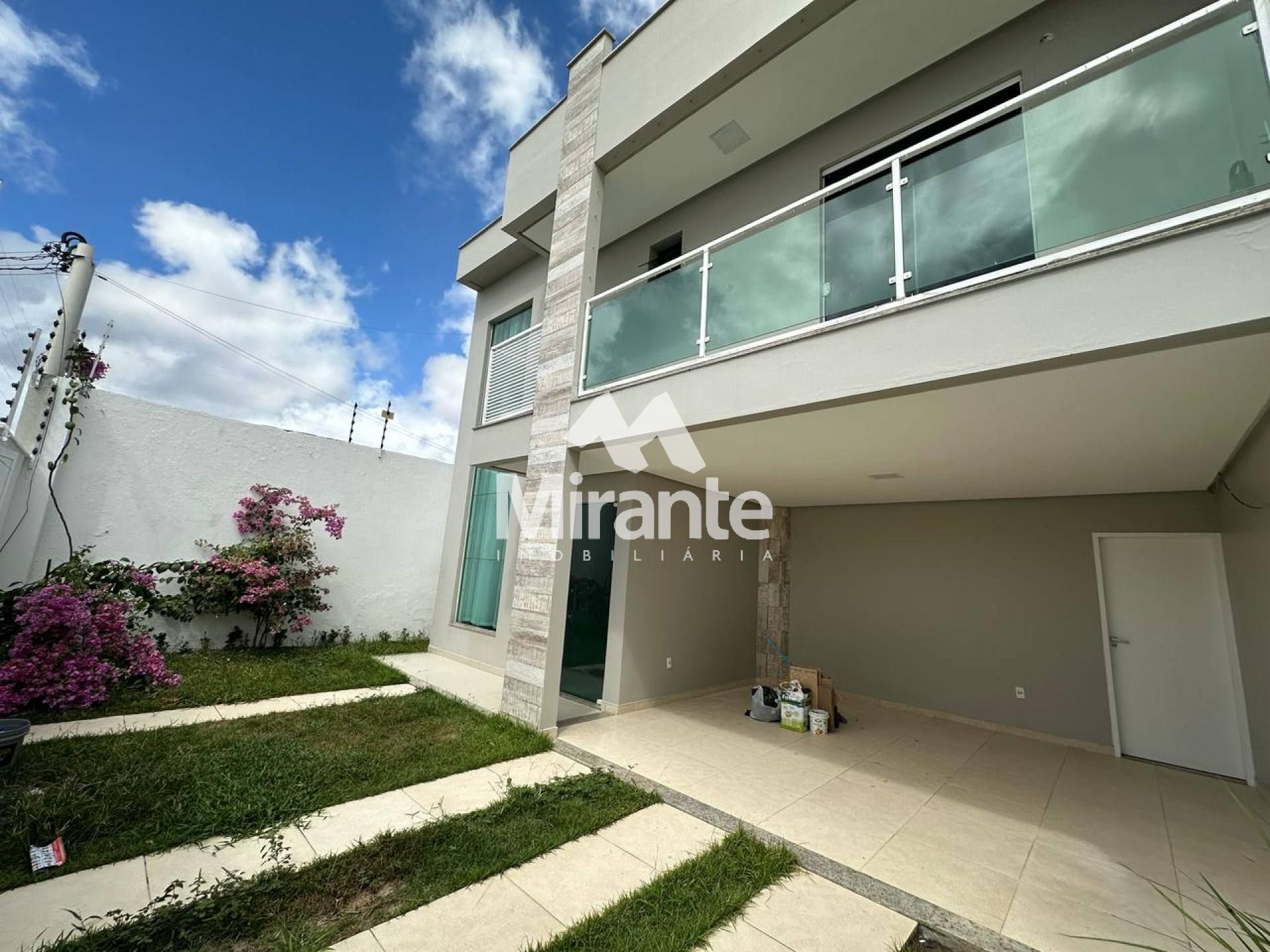 Casa Para Vender com 3 quartos sendo 3 suítes no bairro Sim em Feira De Santana