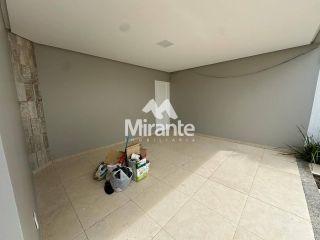Casa Para Alugar com 3 quartos sendo 3 suítes no bairro Sim em Feira De Santana