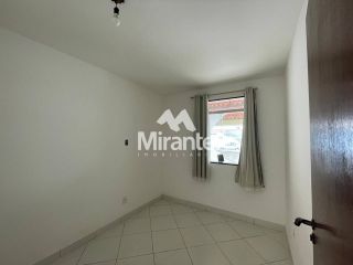 Casa Para Alugar com 3 quartos sendo 1 suíte no bairro Mangabeira em Feira De Santana