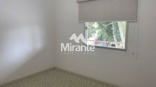 Casa Para Alugar com 3 quartos sendo 2 suítes no bairro Santa Mônica em Feira De Santana