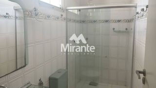 Casa Para Alugar com 3 quartos sendo 2 suítes no bairro Santa Mônica em Feira De Santana