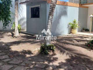 Casa Para Alugar com 3 quartos sendo 2 suítes no bairro Santa Mônica em Feira De Santana