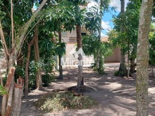 Casa Para Alugar com 3 quartos sendo 2 suítes no bairro Santa Mônica em Feira De Santana