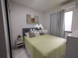 Casa Para Vender no condomínio Vive la Vie com 2 quartos sendo 1 suíte no bairro Registro em Feira De Santana