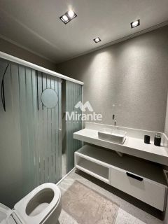 Apartamento Para Aluguel no Portal das Mansões com 4 quartos sendo 4 suítes no bairro Santa Mônica em Feira De Santana