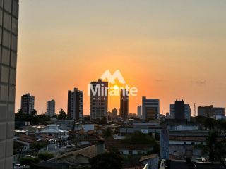 Apartamento Para Aluguel no Portal das Mansões com 4 quartos sendo 4 suítes no bairro Santa Mônica em Feira De Santana