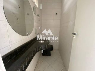 Casa de Condomínio Para Vender com 3 quartos sendo 1 suíte no bairro Santa Mônica em Feira De Santana