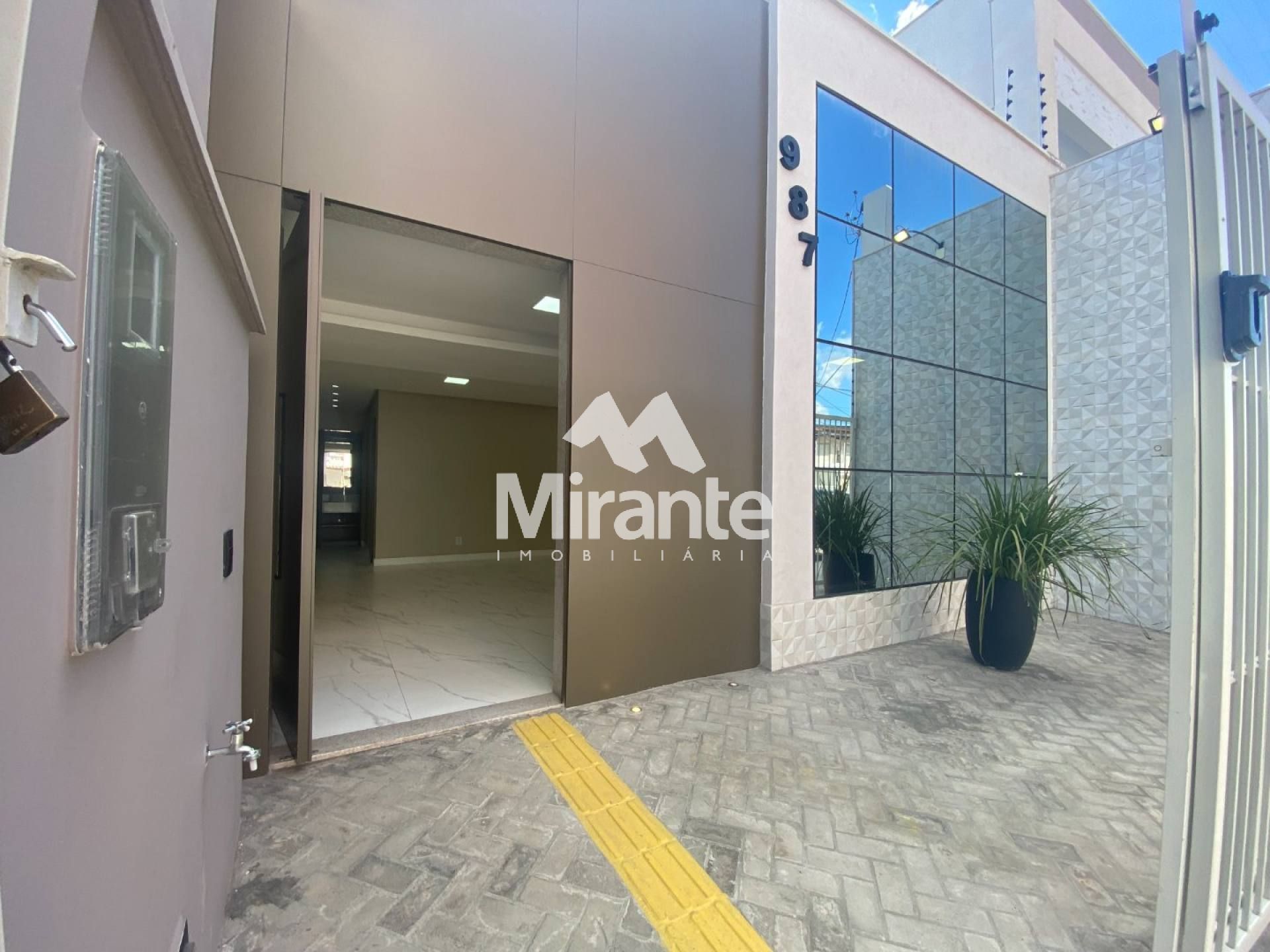 Loja Para Alugar no bairro Parque Getúlio Vargas em Feira De Santana