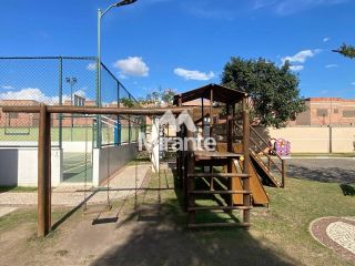 Casa de Condomínio Para Vender com 3 quartos sendo 1 suíte no bairro Sim em Feira De Santana