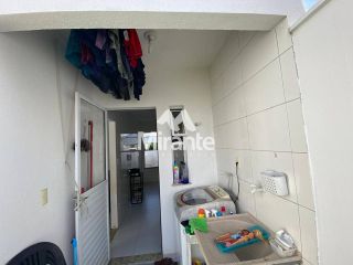 Casa de Condomínio Para Vender com 3 quartos sendo 1 suíte no bairro Sim em Feira De Santana