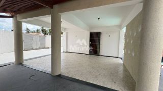 Casa Para Alugar com 3 quartos sendo 1 suítes no bairro Campo Limpo em Feira De Santana