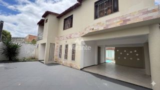 Casa Para Alugar com 3 quartos sendo 1 suítes no bairro Campo Limpo em Feira De Santana