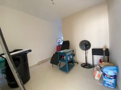 Casa Para Vender com 3 quartos sendo 1 suíte no bairro Sim em Feira De Santana