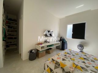 Casa Para Vender com 3 quartos sendo 1 suíte no bairro Sim em Feira De Santana
