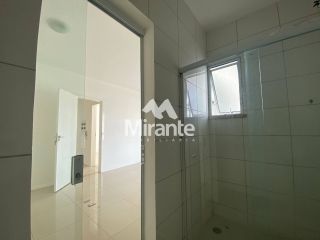 Casa de Condomínio Para Vender com 3 quartos sendo 3 suítes no bairro Sim em Feira De Santana
