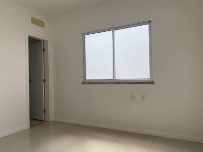 Casa de Condomínio Para Vender com 3 quartos sendo 3 suítes no bairro Sim em Feira De Santana