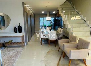Casa de Condomínio Para Vender com 3 quartos 3 sendo suítes no bairro Chaparral em Feira De Santana