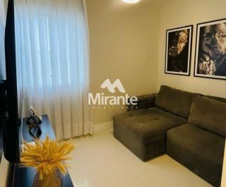 Casa de Condomínio Para Vender com 3 quartos 3 sendo suítes no bairro Chaparral em Feira De Santana