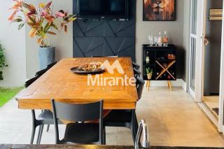 Casa de Condomínio Para Vender com 3 quartos 3 sendo suítes no bairro Chaparral em Feira De Santana