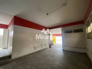 Casa Para Vender com 8 quartos no bairro Centro em Feira De Santana